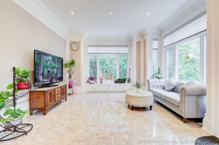 37 Chatfield Dr, North York, ON M3B 1K6, Canada, ,  