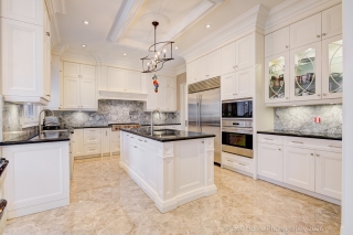 37 Chatfield Dr, North York, ON M3B 1K6, Canada, ,  
