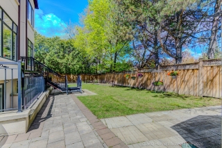 37 Chatfield Dr, North York, ON M3B 1K6, Canada, ,  