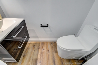 230 Lancaster Ave, Newmarket, ON L3Y 5X2, Canada, ,  