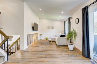 230 Lancaster Ave, Newmarket, ON L3Y 5X2, Canada, ,  