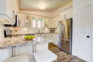 230 Lancaster Ave, Newmarket, ON L3Y 5X2, Canada, ,  