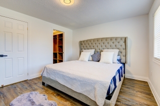 230 Lancaster Ave, Newmarket, ON L3Y 5X2, Canada, ,  