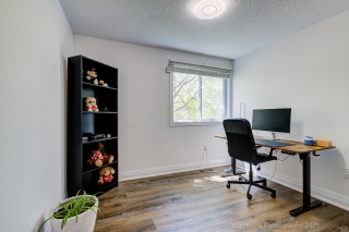 230 Lancaster Ave, Newmarket, ON L3Y 5X2, Canada, ,  