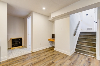 230 Lancaster Ave, Newmarket, ON L3Y 5X2, Canada, ,  