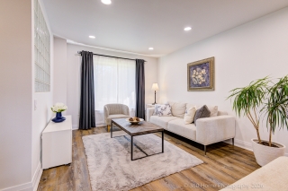 230 Lancaster Ave, Newmarket, ON L3Y 5X2, Canada, ,  