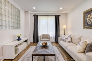 230 Lancaster Ave, Newmarket, ON L3Y 5X2, Canada, ,  
