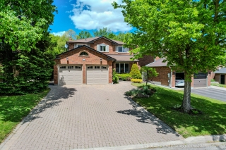 42 Lanewood Dr, Aurora, ON L4G 4T8, Canada, ,  