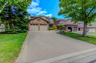 42 Lanewood Dr, Aurora, ON L4G 4T8, Canada, ,  