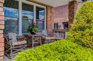 42 Lanewood Dr, Aurora, ON L4G 4T8, Canada, ,  