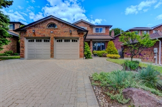 42 Lanewood Dr, Aurora, ON L4G 4T8, Canada, ,  