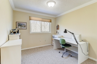 42 Lanewood Dr, Aurora, ON L4G 4T8, Canada, ,  