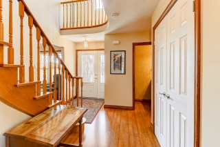 42 Lanewood Dr, Aurora, ON L4G 4T8, Canada, ,  