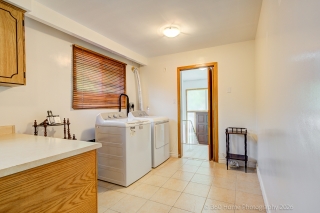 69 Castlebury Crescent, North York, ON M2H 1W7, Canada, ,  