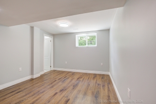 20 Haida Dr, Aurora, ON L4G 3C7, Canada, ,  