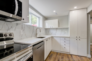 20 Haida Dr, Aurora, ON L4G 3C7, Canada, ,  