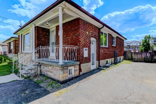 108 Cleta Dr, Scarborough, ON M1K 3G7, Canada, ,  