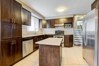 3999 Bishopstoke Ln, Mississauga, ON L4Z 1H9, Canada, ,  