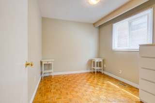 3999 Bishopstoke Ln, Mississauga, ON L4Z 1H9, Canada, ,  