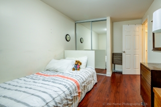 Unit 32-625 Rathburn Rd, Etobicoke, ON M9C 3T5, Canada, ,  