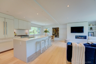 1043 E 16th Ave, Vancouver, BC V5T 2W2, Canada, ,  