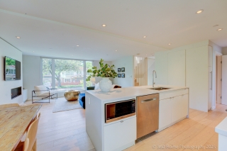 1043 E 16th Ave, Vancouver, BC V5T 2W2, Canada, ,  