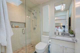 1043 E 16th Ave, Vancouver, BC V5T 2W2, Canada, ,  
