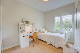 1043 E 16th Ave, Vancouver, BC V5T 2W2, Canada, ,  