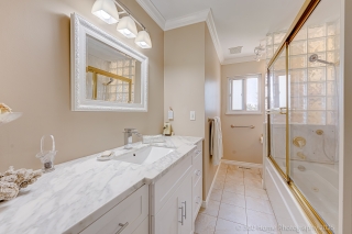 6534 Holly Park Dr, Delta, BC V4K 4Y7, Canada, ,  