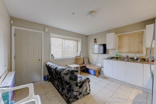 3345 Monmouth Ave, Vancouver, BC V5R 5R7, Canada, ,  