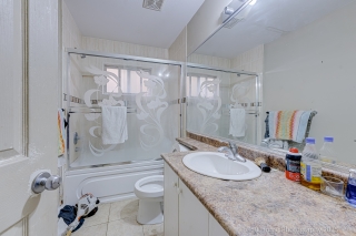 3345 Monmouth Ave, Vancouver, BC V5R 5R7, Canada, ,  