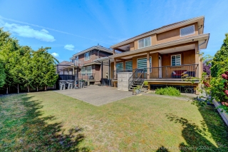 6629 127 A St, Surrey, BC V3W 1M7, Canada, ,  