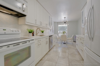 142 Greenbelt Crescent, Richmond Hill, ON L4C 5R8, Canada, ,  