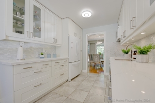 142 Greenbelt Crescent, Richmond Hill, ON L4C 5R8, Canada, ,  