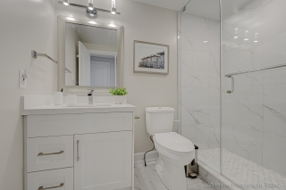 142 Greenbelt Crescent, Richmond Hill, ON L4C 5R8, Canada, ,  