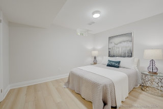 142 Greenbelt Crescent, Richmond Hill, ON L4C 5R8, Canada, ,  
