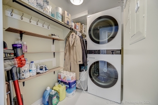 Unit 817-51 Baffin Ct, Richmond Hill, ON L4B 4P6, Canada, ,  