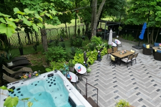 238 Renforth Dr, Etobicoke, ON M9C 2K9, Canada, ,  