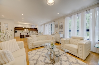 238 Renforth Dr, Etobicoke, ON M9C 2K9, Canada, ,  