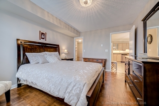 Unit 311-2500 Rutherford Rd, Concord, ON L4K 5N7, Canada, ,  