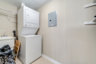 Unit 311-2500 Rutherford Rd, Concord, ON L4K 5N7, Canada, ,  