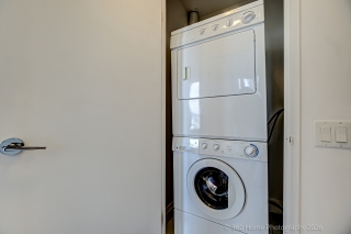 Unit 1602-83 Redpath Ave, Toronto, ON M4S 0A2, Canada, ,  