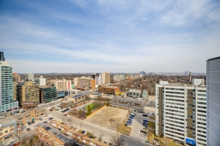 Unit 1602-83 Redpath Ave, Toronto, ON M4S 0A2, Canada, ,  