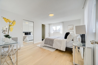 10 Holm Crescent, Thornhill, ON L3T 5J3, Canada, ,  