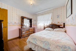 115 Glen Shields Ave, Concord, ON L4K 1S9, Canada, ,  