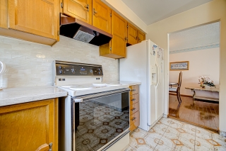 115 Glen Shields Ave, Concord, ON L4K 1S9, Canada, ,  