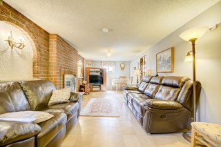 115 Glen Shields Ave, Concord, ON L4K 1S9, Canada, ,  