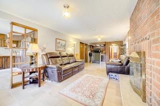 115 Glen Shields Ave, Concord, ON L4K 1S9, Canada, ,  