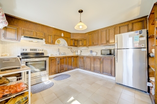 115 Glen Shields Ave, Concord, ON L4K 1S9, Canada, ,  