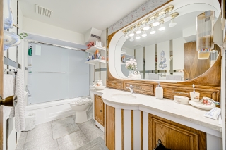 115 Glen Shields Ave, Concord, ON L4K 1S9, Canada, ,  